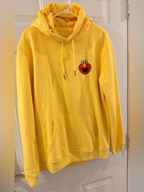 Yellow Elmo Graphic Hoodie Sweater